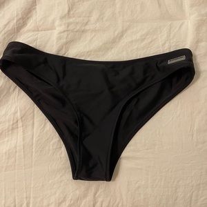 Blackbough Black Moderate Bottoms